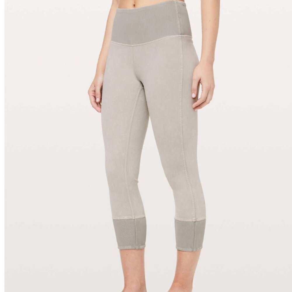 Lululemon Wunder Under Crop 23" *Ribbed Washed French Clay size 8
